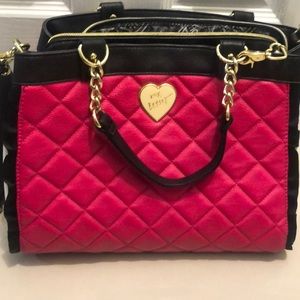 Hot pink betsey johnson purse